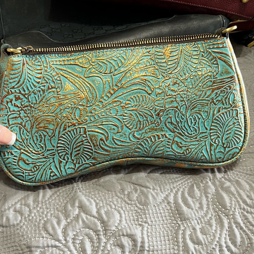 NWT Patricia Nash Metallic Toooled Forest purse